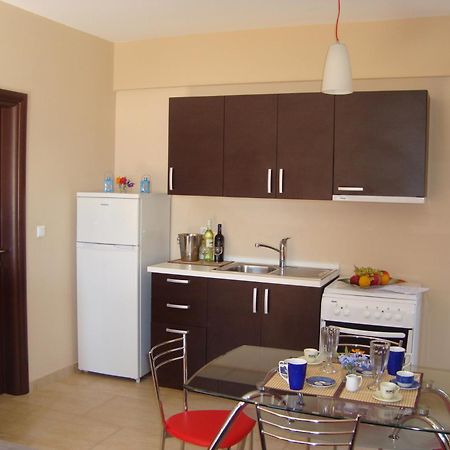 Mikros Gialos Apartments Ruang foto