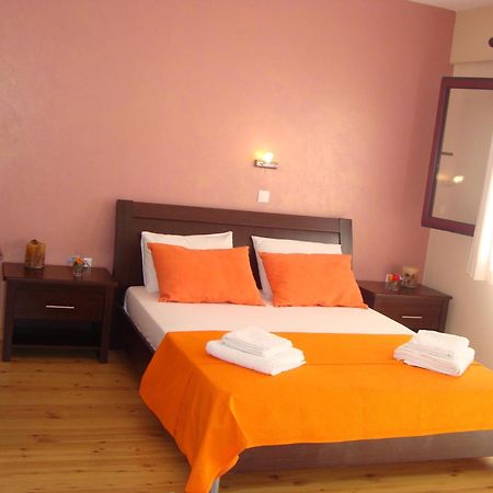 Mikros Gialos Apartments Ruang foto